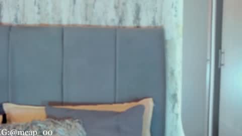 Amanda online show from 01-08-25, 01:32