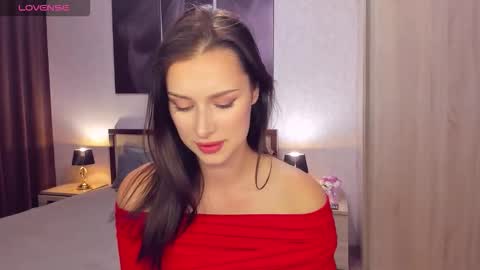 Snapshot of amandaair chatting on 09-17-25, 06:42 AmandaAir online show from 09-17-25, 06:42