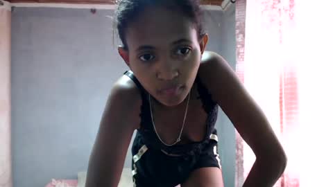 Snapshot of amandaerotic chatting on 06-15-26, 09:33 amandaerotic online show from 06-15-26, 09:33