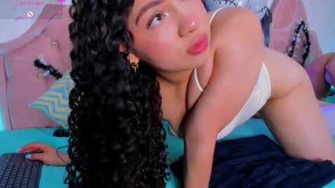 amandalee26 online show from 10-25-25, 06:57