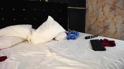 Amanda Robers online show from 12-18-24, 08:57