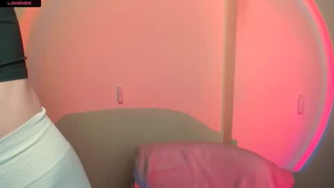 Amanda online show from 11-22-25, 08:02