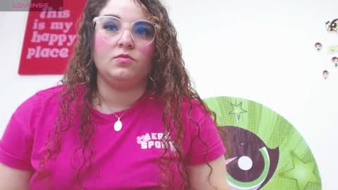 Snapshot of amandawatts chatting on 04-17-26, 07:39 Amanda W online show from 04-17-26, 07:39