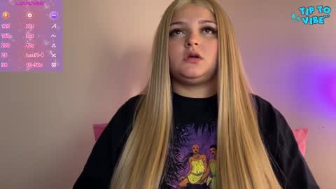Snapshot of amandhaaa chatting on 12-18-24, 04:09 Amandha online show from 12-18-24, 04:09