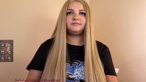 Snapshot of amandhaaa chatting on 12-30-24, 07:11 Amandha online show from 12-30-24, 07:11