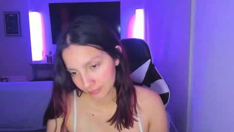 Liz online show from 09-12-25, 03:39