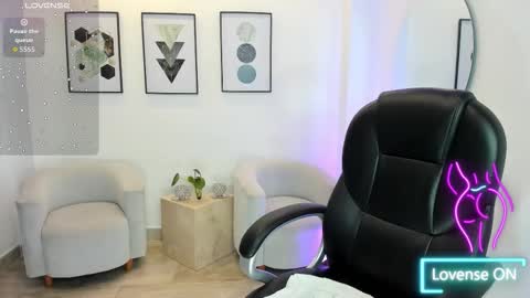 amara foxx online show from 03-25-26, 11:11