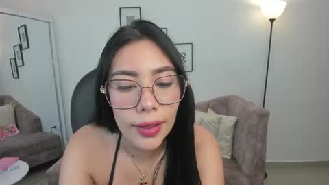 amara foxx online show from 07-06-26, 06:43