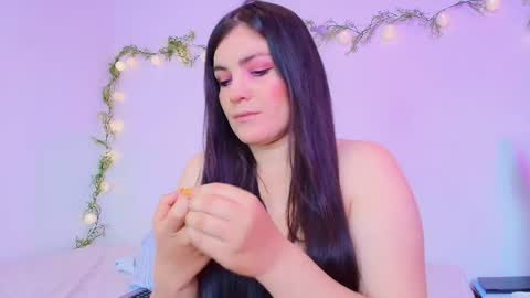 Amara Vega  online show from 04-16-26, 01:01