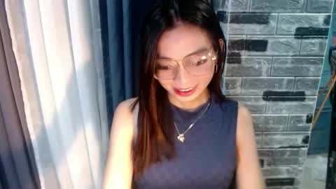 BELLA online show from 03-22-26, 01:47