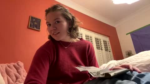 Amara Elise online show from 01-15-25, 08:26