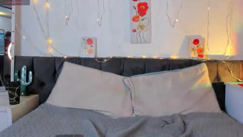 Snapshot of amaramoon_ chatting on 11-13-25, 09:36 AmaraMoon online show from 11-13-25, 09:36