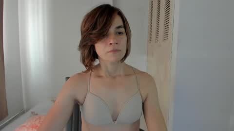 Snapshot of amaranthaajames chatting on 02-15-25, 08:22 Amarantha online show from 02-15-25, 08:22