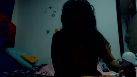 Amara Julia online show from 12-19-24, 08:34