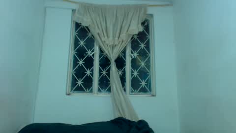 Amara Julia online show from 01-04-25, 11:06