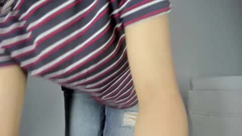 Snapshot of amarettho chatting on 01-25-25, 10:51 Emily online show from 01-25-25, 10:51