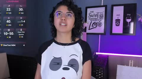 Snapshot of amarettho chatting on 03-04-25, 02:32 Emily online show from 03-04-25, 02:32