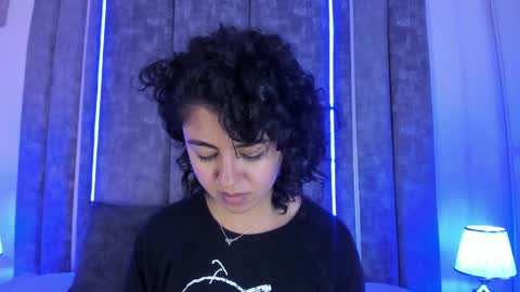 Snapshot of amarettho chatting on 03-07-25, 06:11 Emily online show from 03-07-25, 06:11