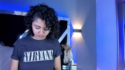 Snapshot of amarettho chatting on 03-12-25, 05:17 Emily online show from 03-12-25, 05:17