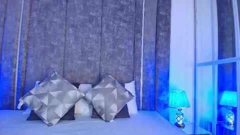 Snapshot of amarettho chatting on 05-07-26, 10:31 Emily online show from 05-07-26, 10:31