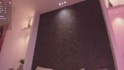 Snapshot of amatiista_12 chatting on 06-03-26, 02:33 A M A T I S T A online show from 06-03-26, 02:33