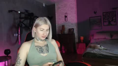 Snapshot of amayamalina chatting on 12-12-24, 07:08 Malina online show from 12-12-24, 07:08