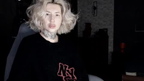 Snapshot of amayamalina chatting on 01-11-25, 04:06 Malina online show from 01-11-25, 04:06