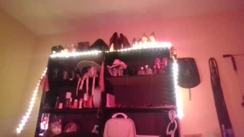 amayamillarodriguez online show from 12-28-24, 08:48