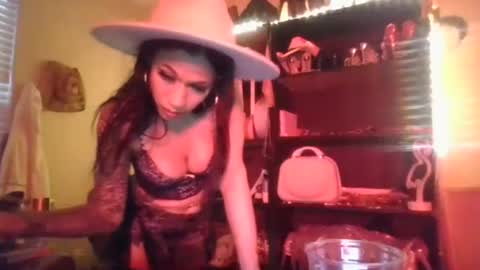 amayamillarodriguez online show from 12-28-24, 03:15