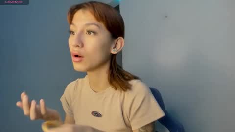 zoe  jack and patraick online show from 03-01-26, 04:42