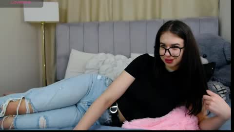 Snapshot of amazongoddess_ chatting on 05-14-26, 06:53 Amazon online show from 05-14-26, 06:53