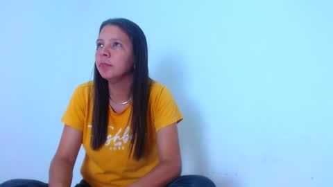 Snapshot of ambar69noir chatting on 06-16-26, 12:13 HAMBAR online show from 06-16-26, 12:13
