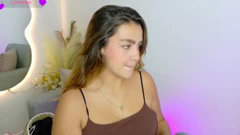 Snapshot of ambar_carterr chatting on 07-01-26, 03:41 Ambar online show from 07-01-26, 03:41