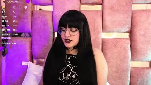   online show from 10-25-25, 07:08