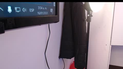 Ambar Jones online show from 01-16-25, 08:54