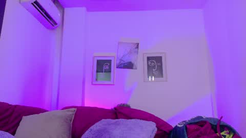 ambar_midnigth online show from 07-07-26, 03:42