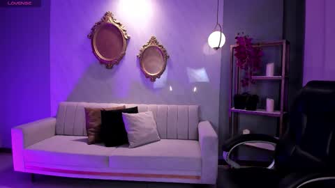 Ambar  online show from 10-25-25, 11:40