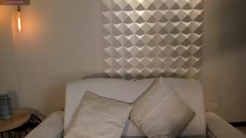 Snapshot of ambarjames_ chatting on 07-13-26, 11:13 Ambar online show from 07-13-26, 11:13