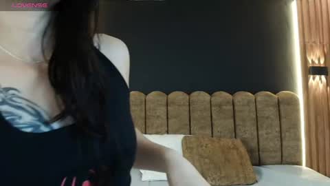 Snapshot of ambarlee_ chatting on 06-14-26, 12:07 AMBAR LEE online show from 06-14-26, 12:07