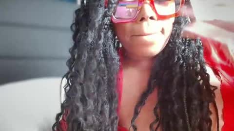 Amoya online show from 05-16-26, 06:32