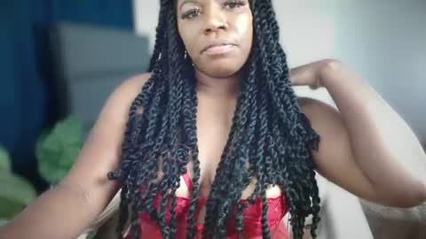 Snapshot of ambarose88 chatting on 07-13-26, 01:25 Amoya online show from 07-13-26, 01:25