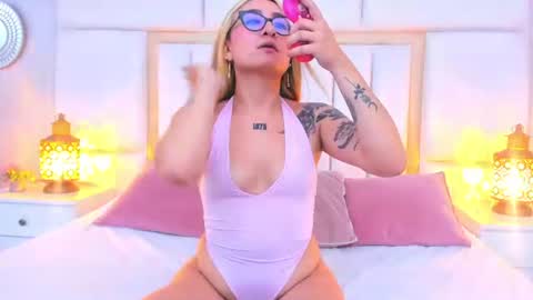 AmbarSantany  online show from 07-17-26, 10:14