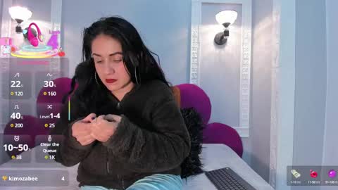 Snapshot of ambbermoon chatting on 03-12-25, 10:48 online show from 03-12-25, 10:48