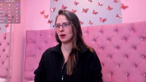 .  Amber Wood  . online show from 09-28-25, 11:48