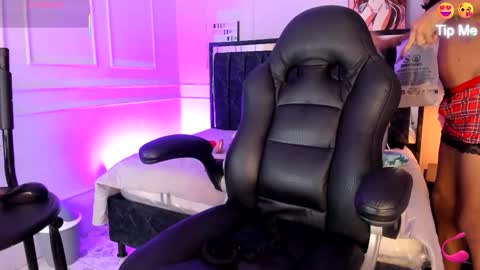 Cody amber online show from 09-27-25, 07:13