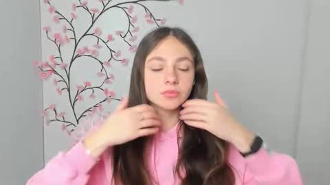 Amber online show from 03-13-26, 06:20