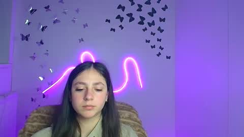 Snapshot of amber__r chatting on 04-18-26, 07:07 Amber online show from 04-18-26, 07:07