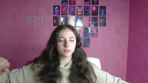Snapshot of amber__r chatting on 05-15-26, 05:25 Amber online show from 05-15-26, 05:25