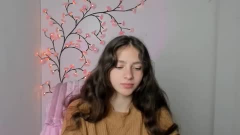Snapshot of amber__r chatting on 05-17-26, 05:27 Amber online show from 05-17-26, 05:27