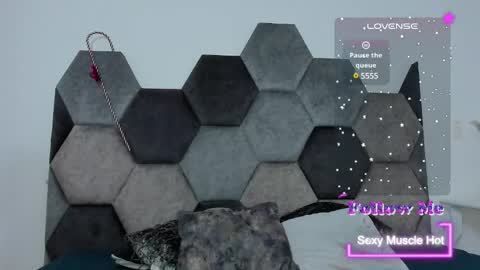 Amber  online show from 01-26-25, 01:15